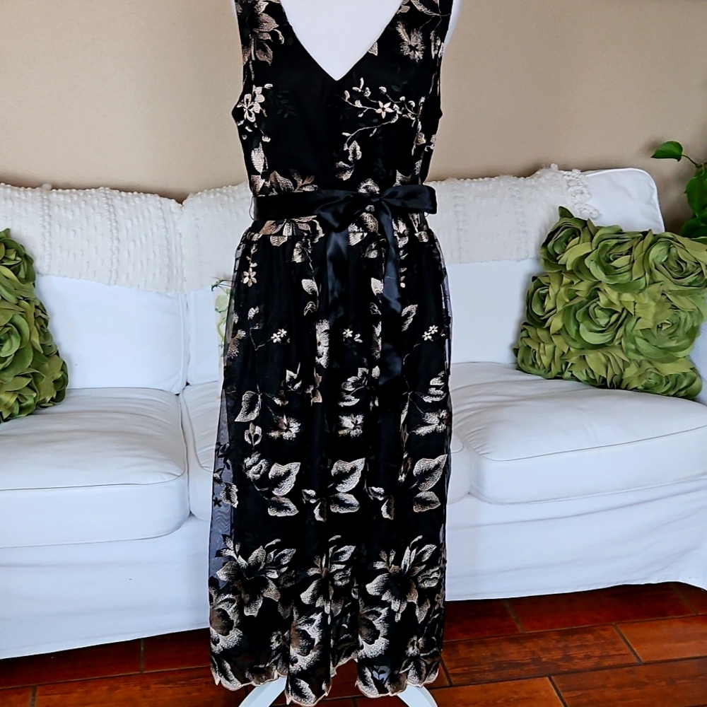 SLNY Dress Black Beige NWT Size 16